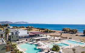 Ampelia Hotel